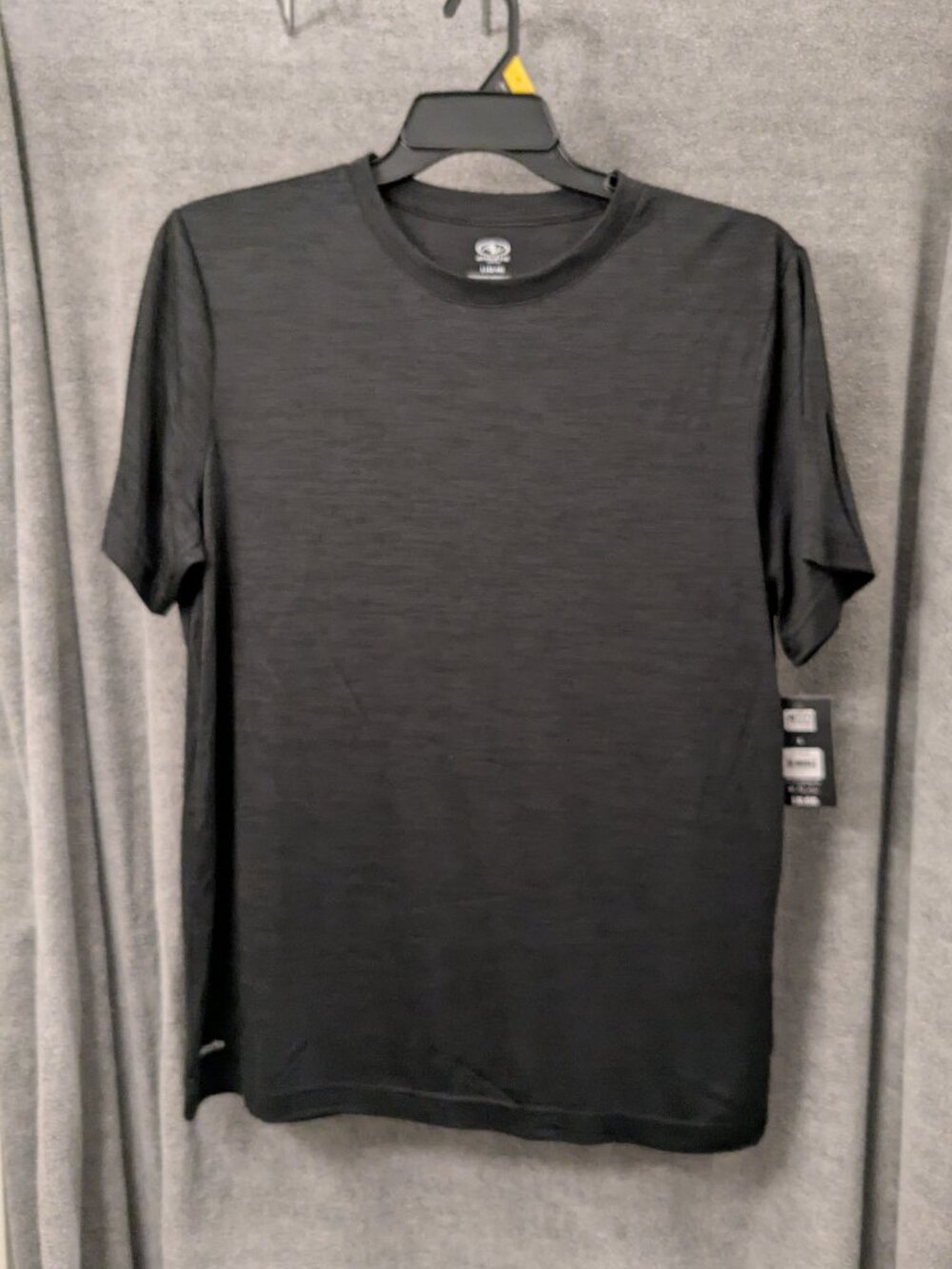 New! Women's Work Out T Shirt L (42-44)